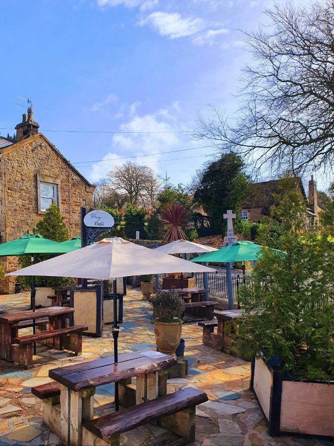 Bed and Breakfast The Priory Scorton  Экстерьер фото